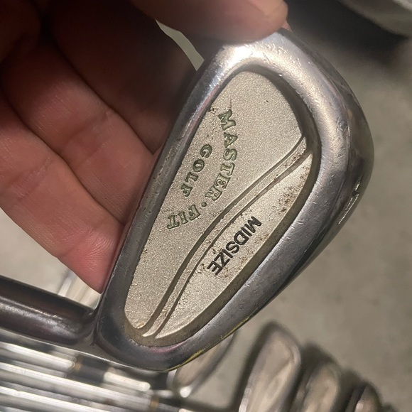 Golf Clubs Master Fit 8 Pc Iron Set mid size / In Right Handed  / S Flex - Picture 3 of 12